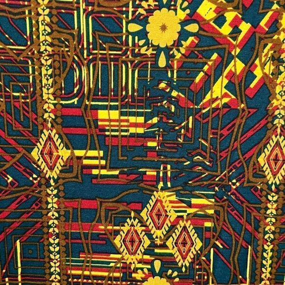 LuLaRoe Top Perfect T Simply Comfortable Stretch NEW XS Short Sleeves Side Slits - Picture 5 of 11